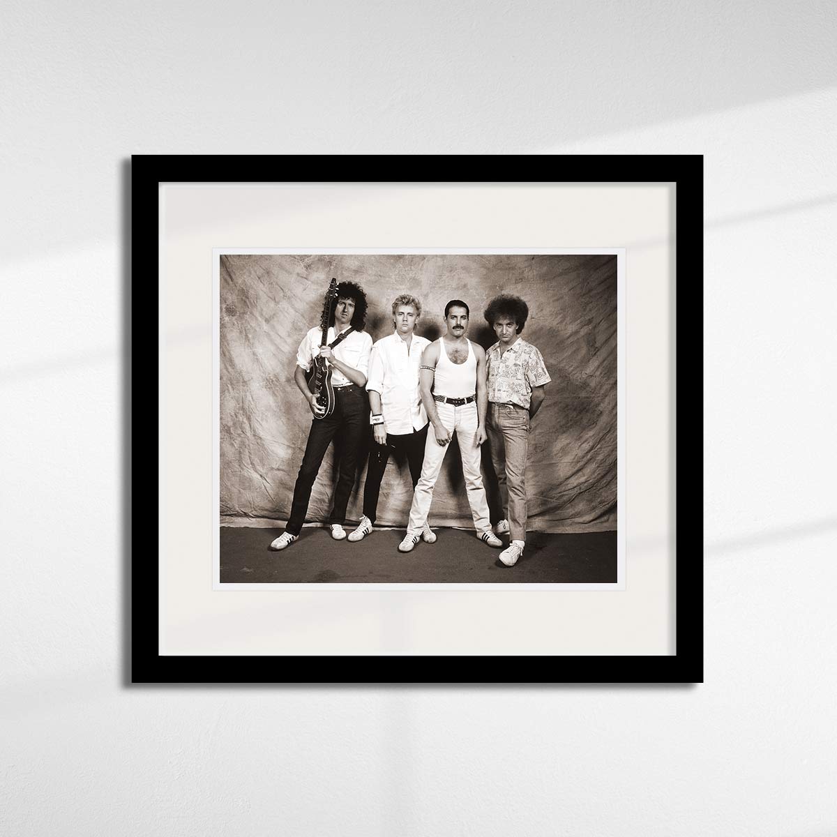 Queen "Wembley Backstage, 1985"