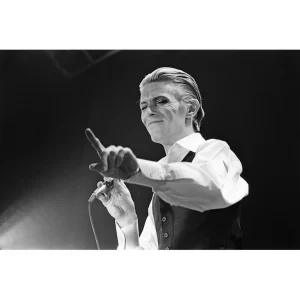David Bowie on the Isolar tour, 1976 — Limited Edition Print by Janet Macoska